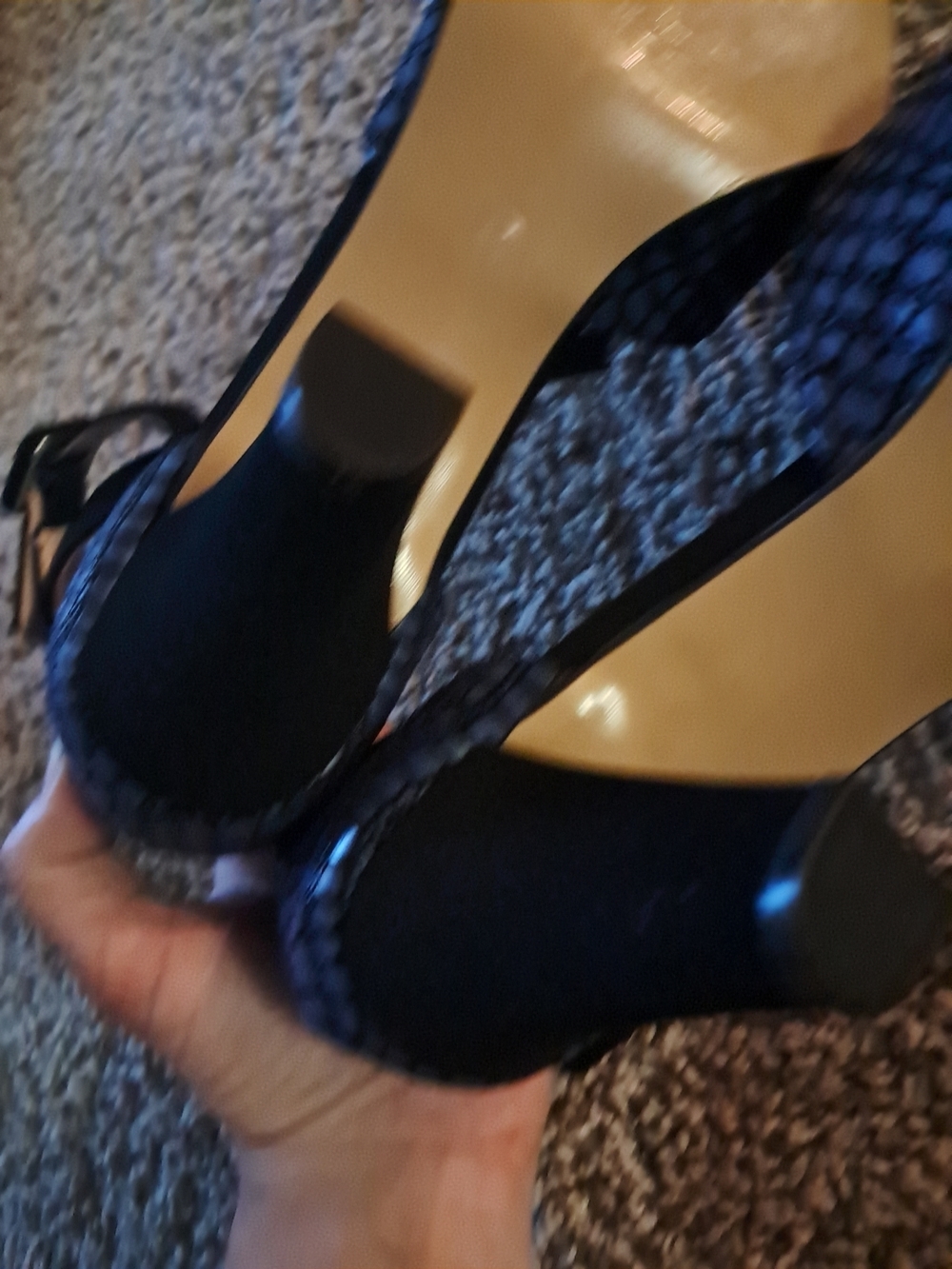 Pointed Toe Ankle-Strap Pumps in Navy Croc-Emboss - Picture 8 of 10